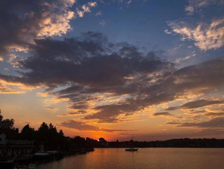 Dezsafuerdos Toparti Nyaralo Gyékényes Buitenkant foto